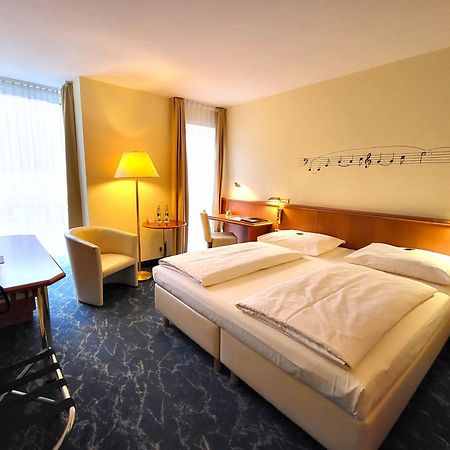 Hotel Rheingold Байройт Екстериор снимка